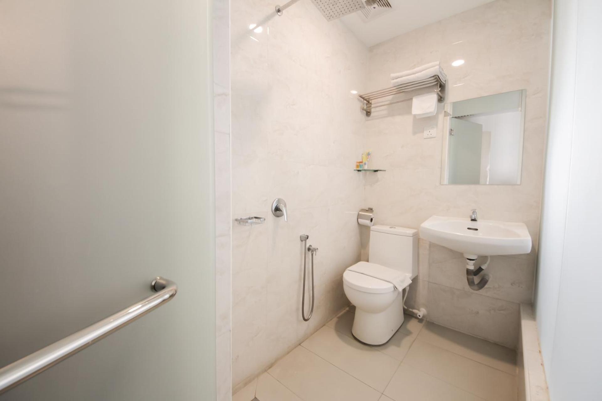 Hotel Ciq @ Wong Ah Fook Johor Bahru Exteriör bild